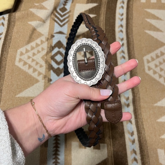 Levi Braided Brown Leather Belt with Silver Buckle - Picture 3 of 4